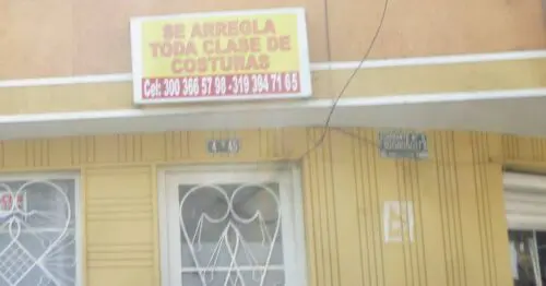 SE ARREGLA TODA CLASE DE COSTURAS SE ARREGLA TODA CLASE DE COSTURAS